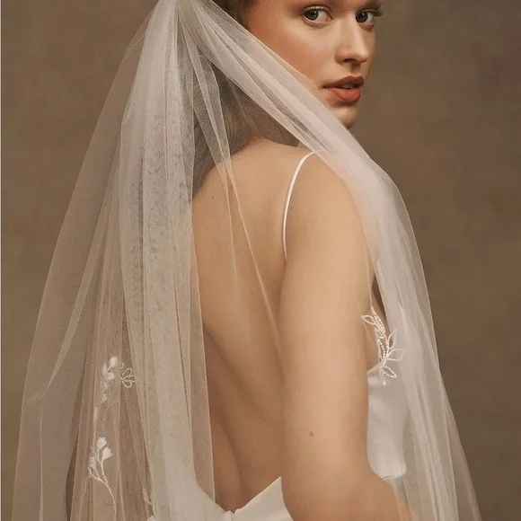 BHLDN Theia Jasper Embroidered Cathedral Veil - Picture 9 of 9
